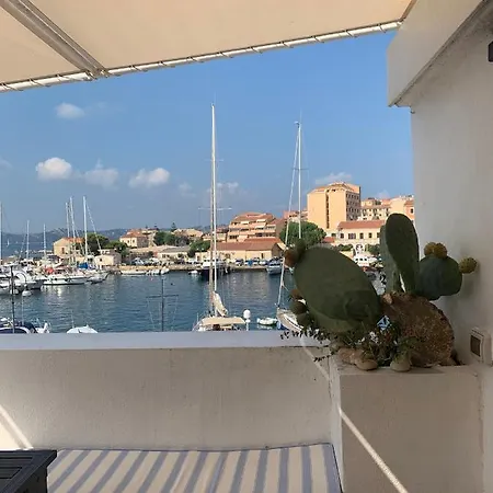 Terrazza Su Cala Gavetta Apartment *